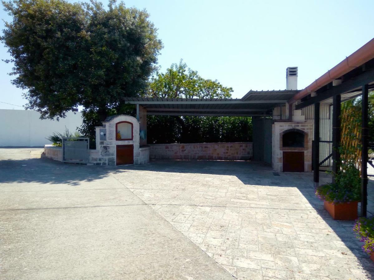 Gorgo Rinaldi - Locazioni Brevi Guest House Монополи Екстериор снимка